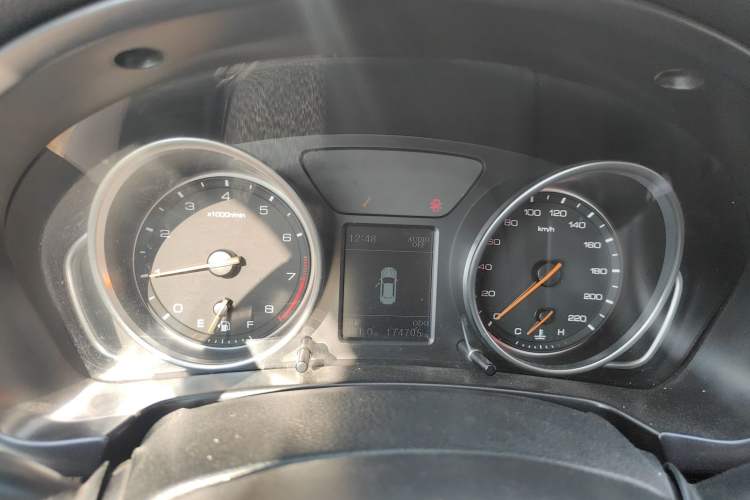 Used Hanteng X7 2016 1.5T Manual Luxury Edition
