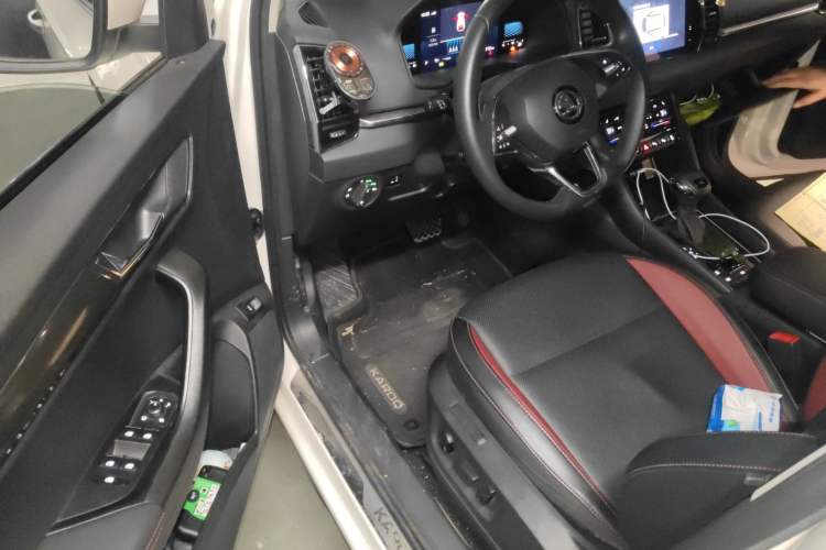 Used Skoda Karoq 2022 TSI280 Luxury Edition Driver Seat