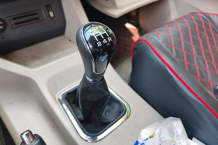 Used FORTHING Lingzhi 2019 M5L 1.6L 9-Seater Base Model China VI Standard