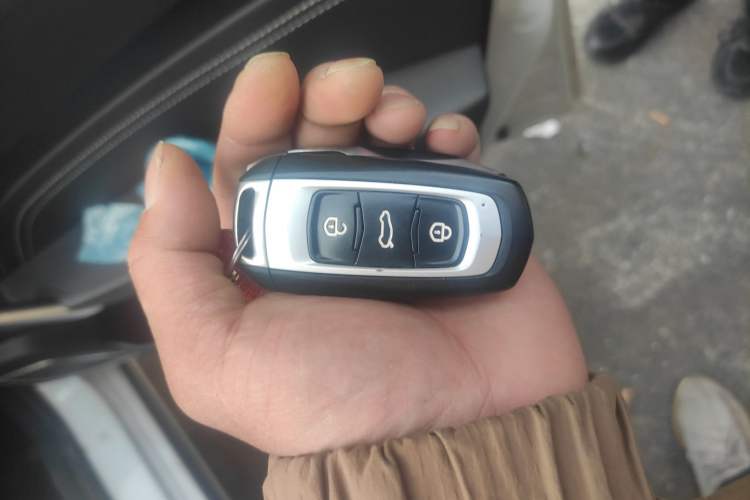 Used Geely Auto Vision X3 2017 1.5L Automatic Elite Model
