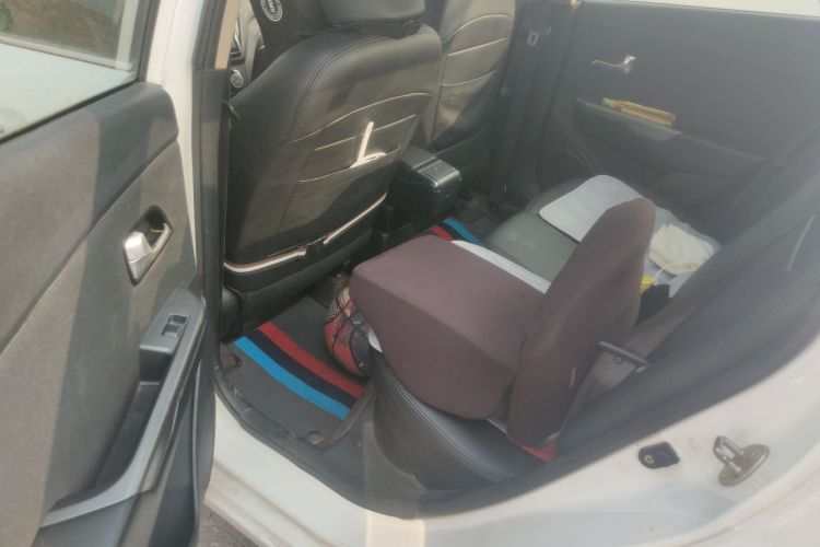 Used Kia K2 2015 Sedan 1.4L MT GLS
