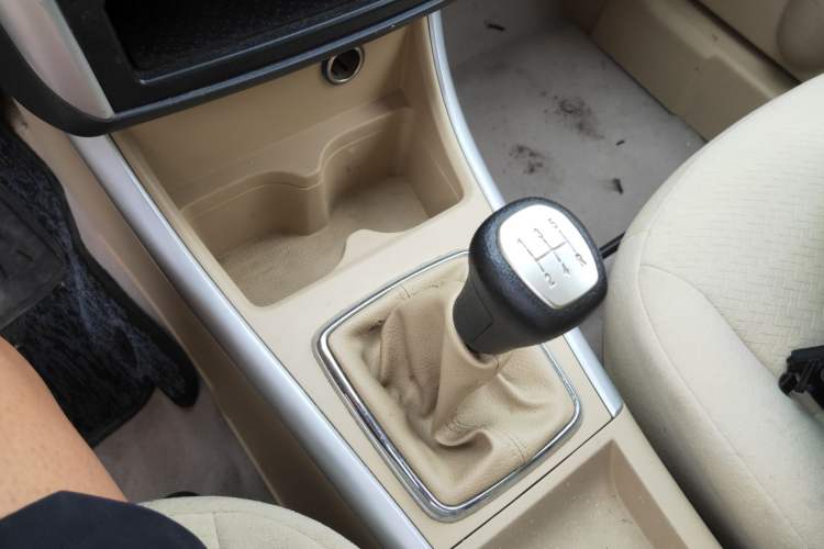 Used BAIC E Series 2012 Hatchback 1.5L Manual Leshang Version
