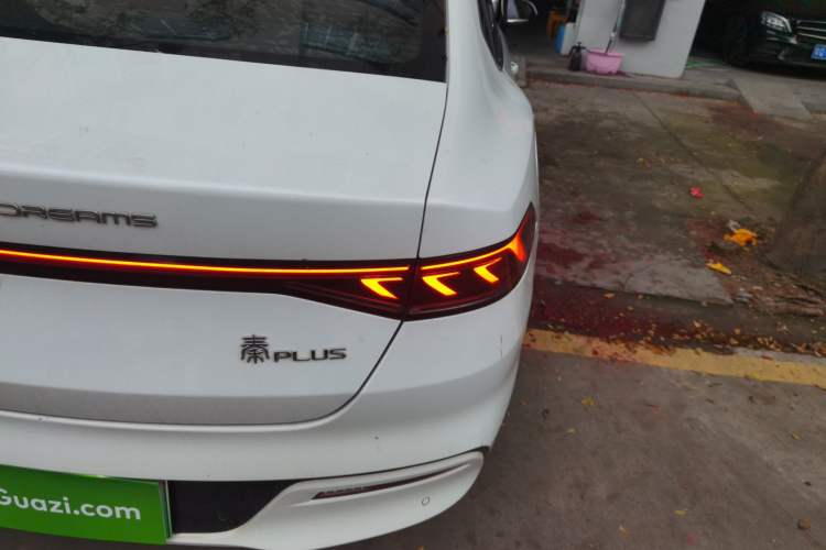 Used BYD Qin PLUS 2021 EV 500KM Luxury Model
