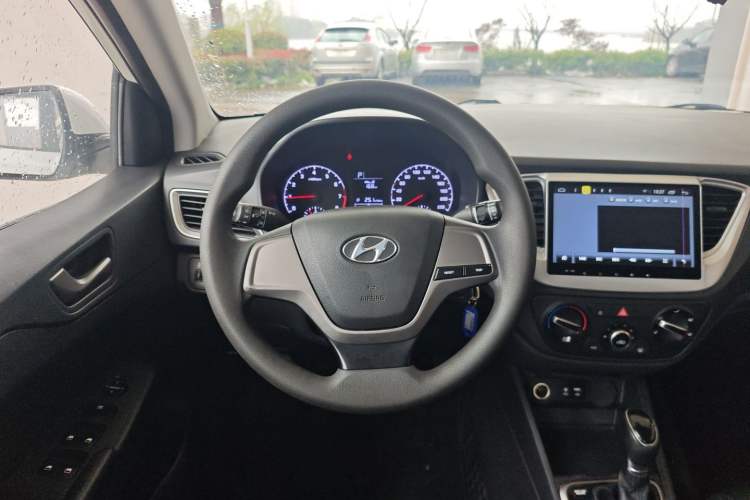 Used Hyundai Verna (new generation) 2016 1.4L Automatic Cool Edition GLS