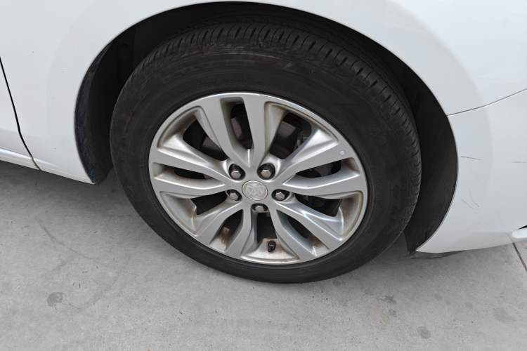 Used Buick GT 2019 15T Dual-Clutch Connected Elite Model China VI Right Front Wheel Hub