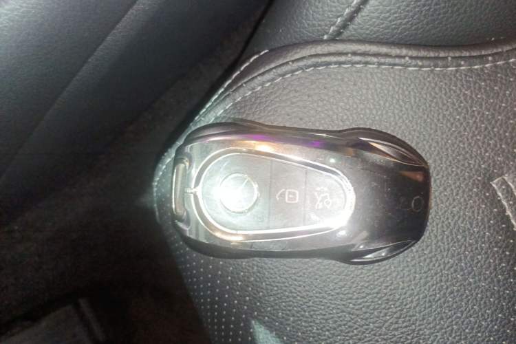 Used Mercedes-Benz C-Class 2022 Restyled C 260 L Sport Edition Vehicle Key