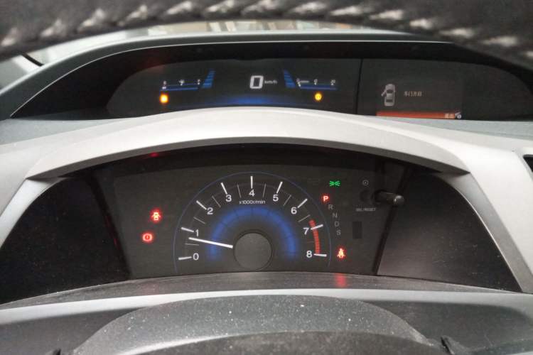 Used Honda Civic 2012 1.8L automatic luxury edition Instrument Cluster