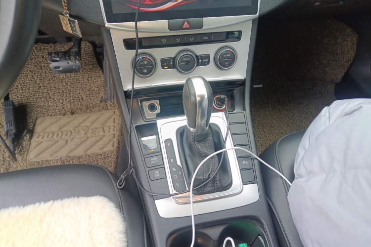 Used Volkswagen Magotan 2016 1.8TSI Smart Enjoyment Leading Model Gear Lever