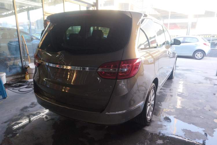 Used Buick GL8 2018 28T Luxury Model China VI Standard
