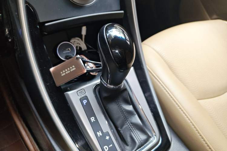 Used Hyundai Elantra (5th Generation / Langdong) 2012 1.6L Automatic Prestige Model
