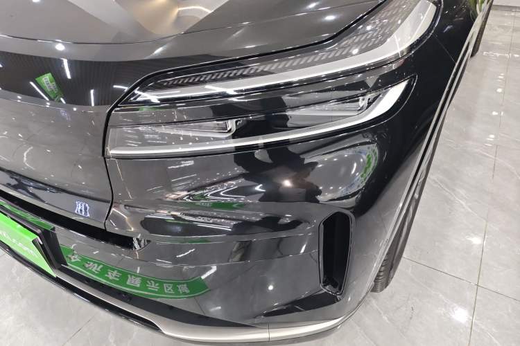 Used ONVO Luxeed L90 2025 Model—Max Six-Seater Version