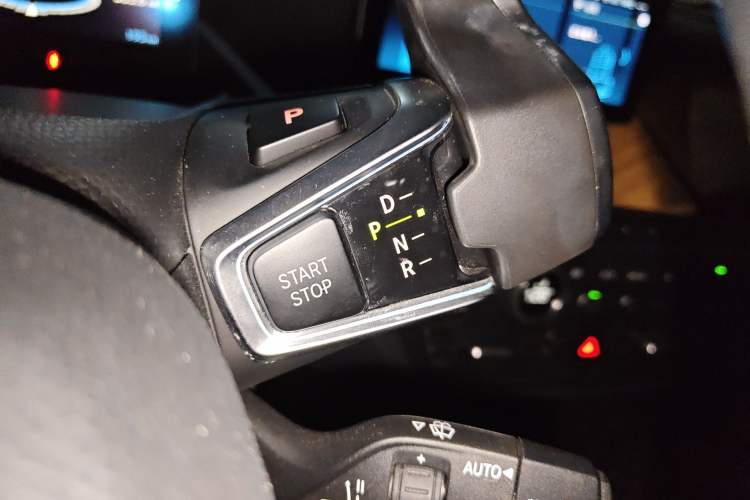 Used BMW i3 2019 Fast Charging Edition Gear Lever