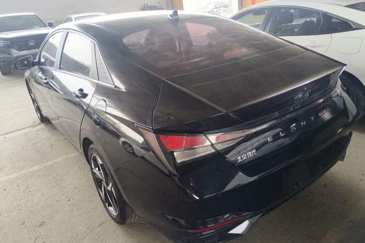 Used Hyundai Elantra 2021 1.5L CVT GLX Elite Edition