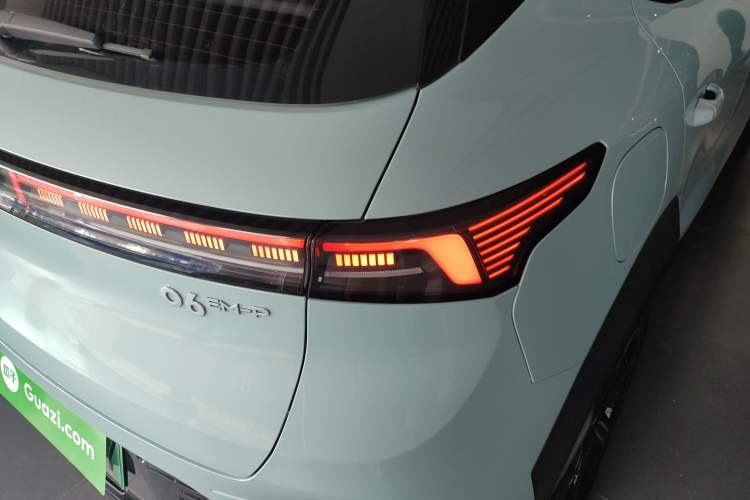 Used Lynk & Co 06 EM-P 2023 EM-P 126 Long-Range Halo