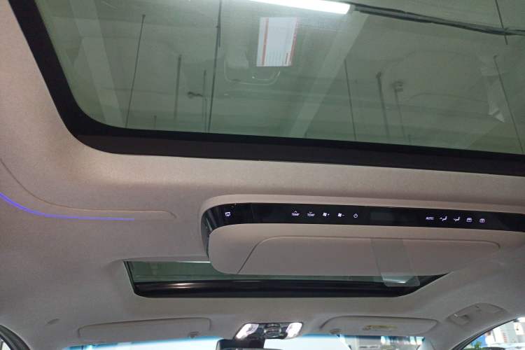 Used Buick Century 2025 2.0T Seven-Seater Yinshi Edition