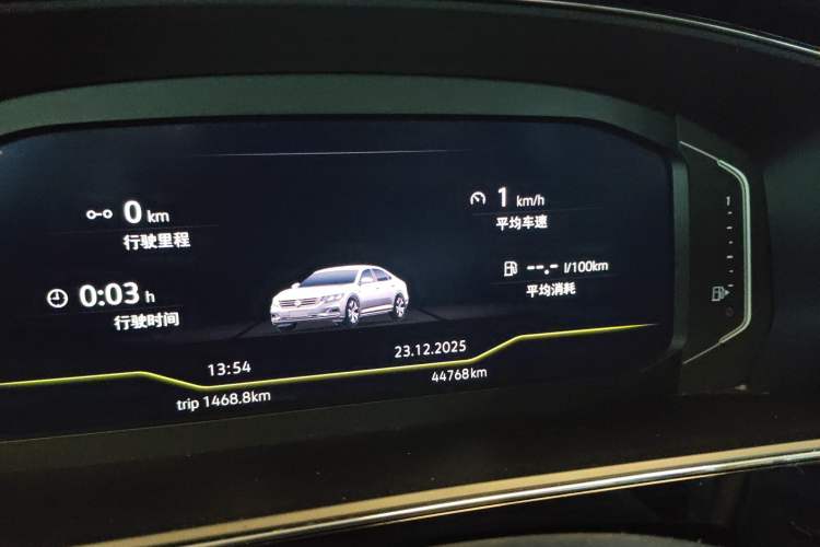 Used Volkswagen Passat 2019 330TSI Luxury Edition China VI Standard
