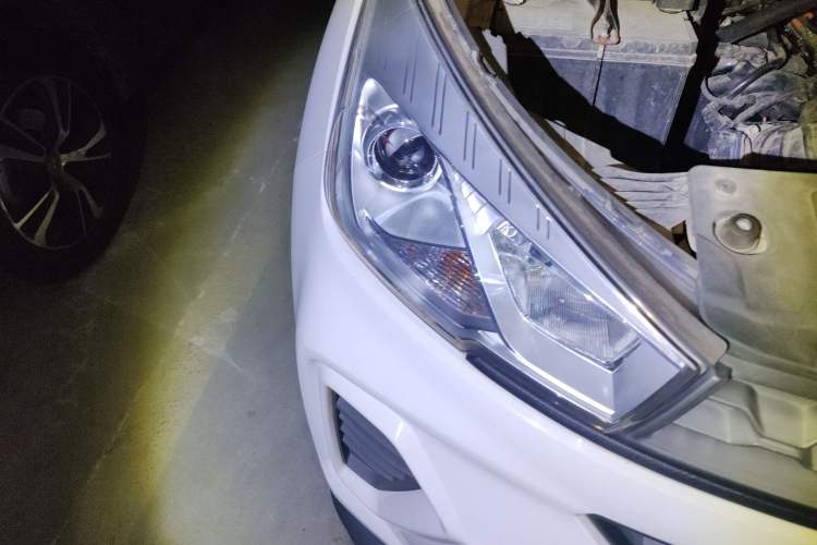 Used Wuling Hongguang S3 2019 1.5L Manual Standard Version China VI Standard