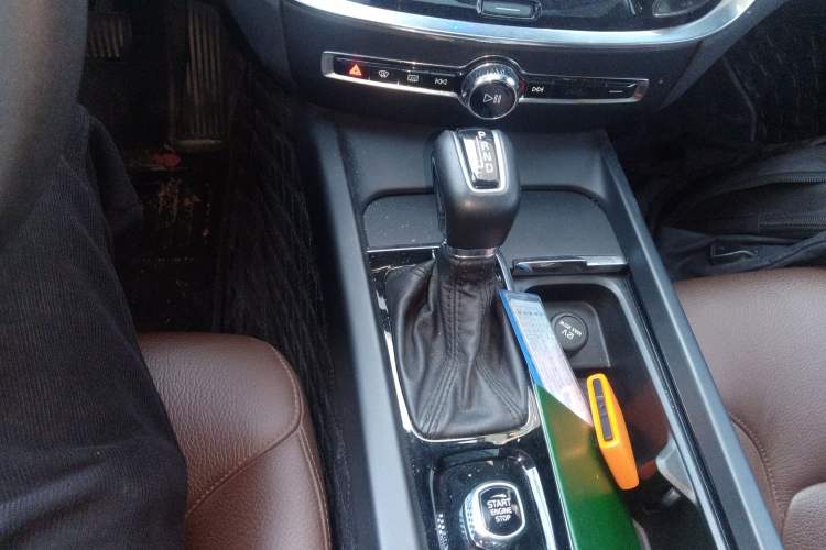 Used Volvo S60 2021 T4 Zhiyi Luxury Edition