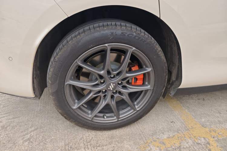 Used IM LS6 2023 Max Standard Edition
