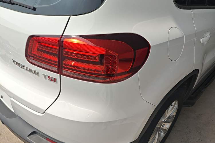 Used Volkswagen Tiguan 2015 1.8TSI Automatic Two-Wheel Drive Luxury Model