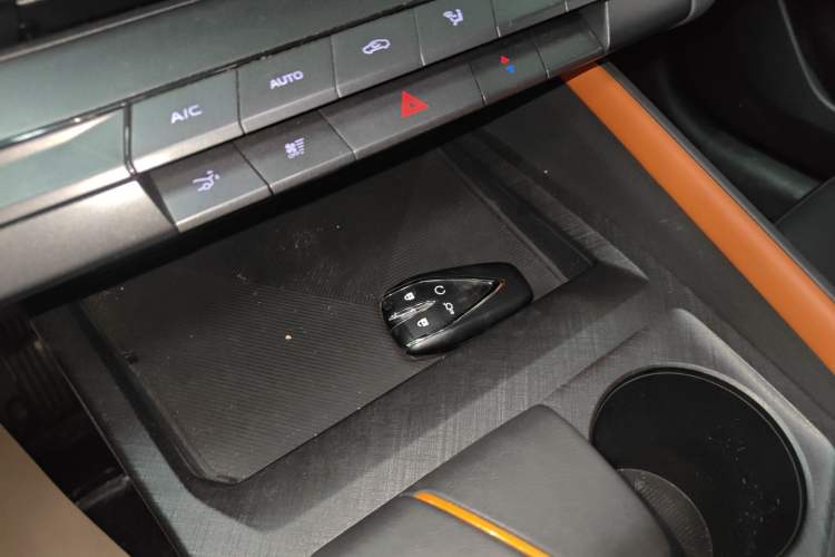 Used CHANGAN UNI-V iDD 2023 Zhidian iDD 1.5T 113km Smart & Fun Version (Rapid Edition) Vehicle Key