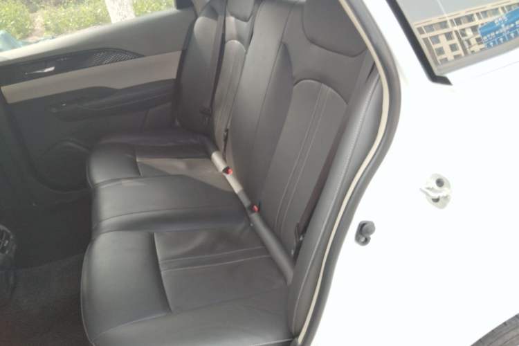 Used Dongfeng Aeolus E70 2021 Revised Version 360H Battery-Swap Edition