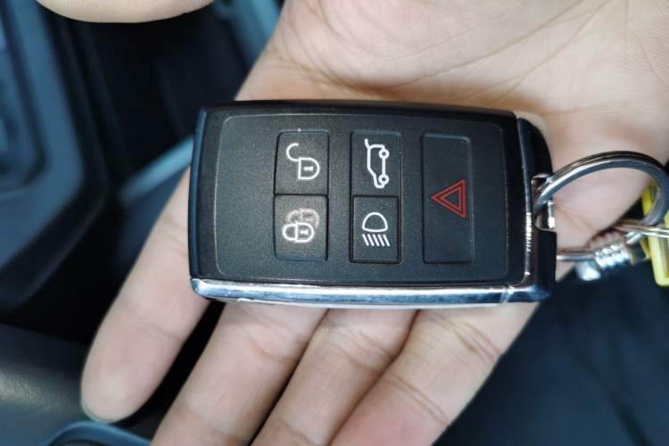 Used Land Rover Defender 2025 110 3.0T P400 X Vehicle Key