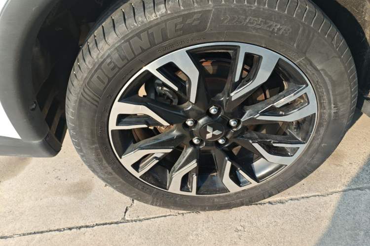 Used Mitsubishi Outlander 2020 2.4L 4x4 Zhi Xiang Edition 5 Seats