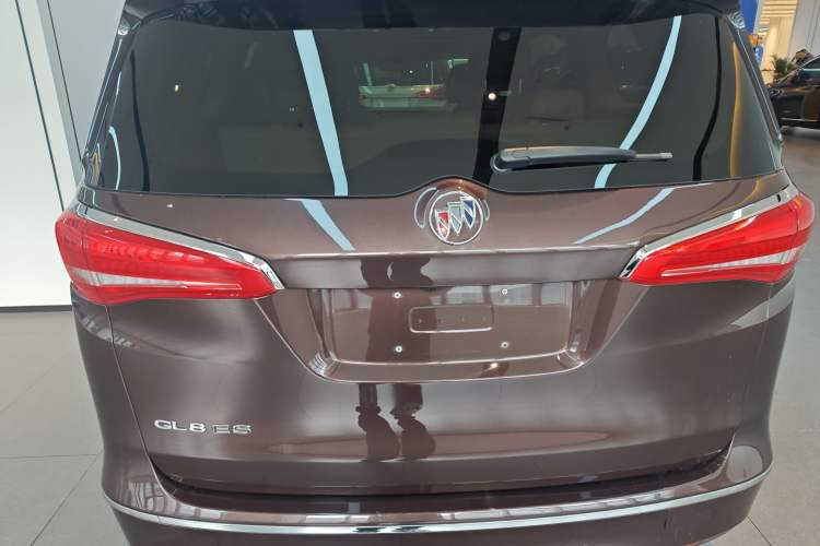 Used Buick GL8 2017 ES 28T Luxury Model China V Standard