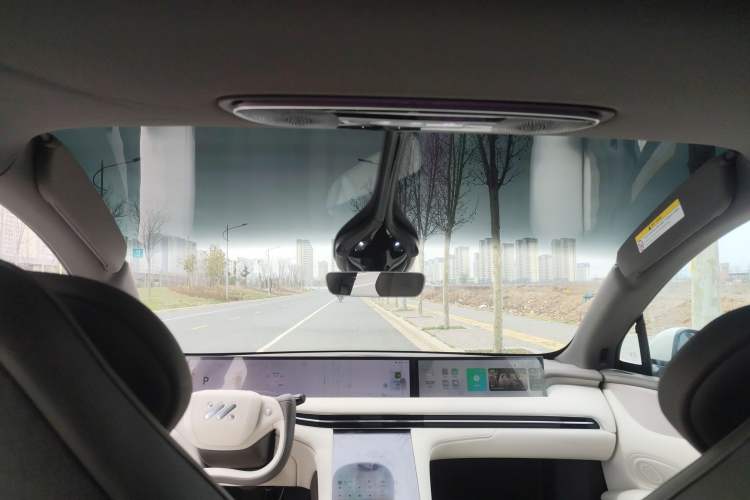 Used IM LS7 2023 90 kWh Elite Rear-Drive Version Headliner