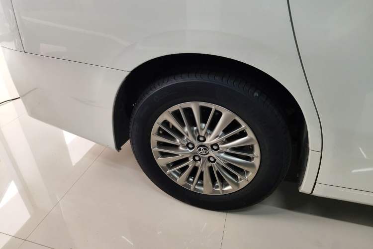 Used Toyota Alphard 2020 Dual-Engine 2.5L Prestige Edition

