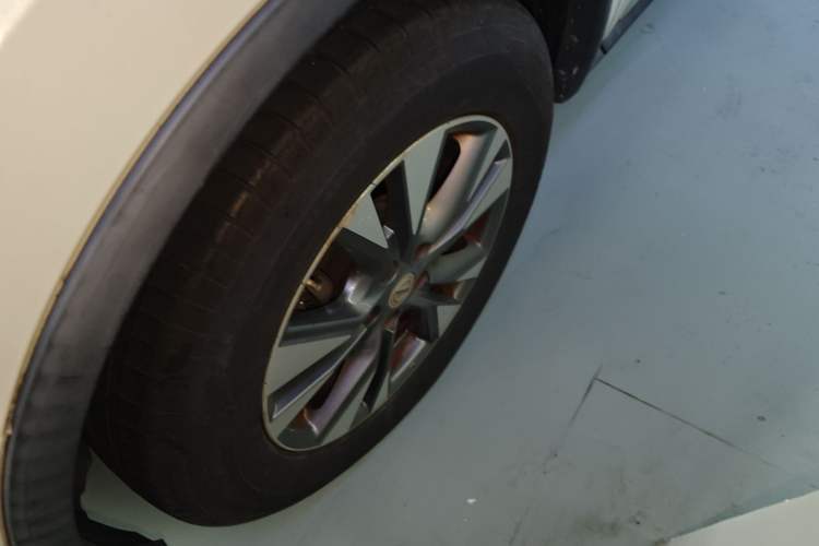 Used Nissan Murano 2015 2.5L XL NAVI Two-Wheel Drive Smart Edition Left Front Wheel Hub