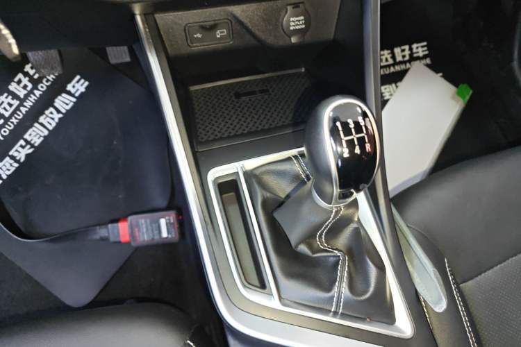 Used Geely Auto Vision X3 2019 Upgraded Model 1.5L Manual Elite Version