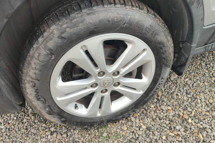 Used CHANGAN OSHAN CX70 2016 1.6L Manual Luxury Model Left Front Wheel Hub