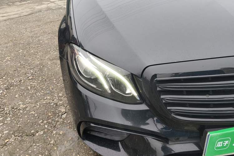 Used Mercedes-Benz E-Class 2019 Facelifted E 300 L Stylish Version Right Front Headlight