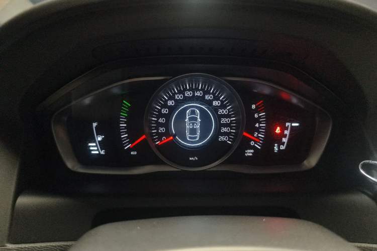 Used Volvo XC60 2015 T5 Smart Upgrade Model Instrument Cluster