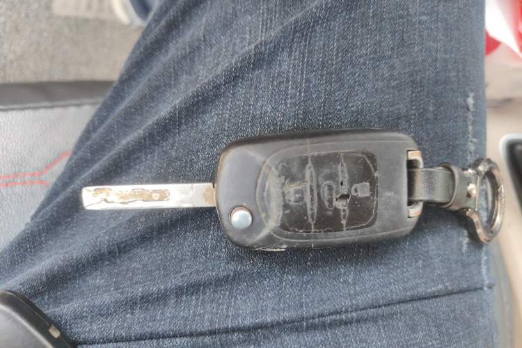 Used Wuling Hongguang 2015 1.5L S1 Standard China V-Emission Standards Vehicle Key