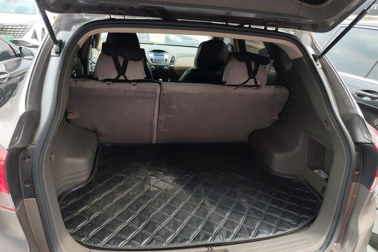 Used Hyundai ix35 2013 2.0L Automatic 2WD Comfort GL China IV Standard