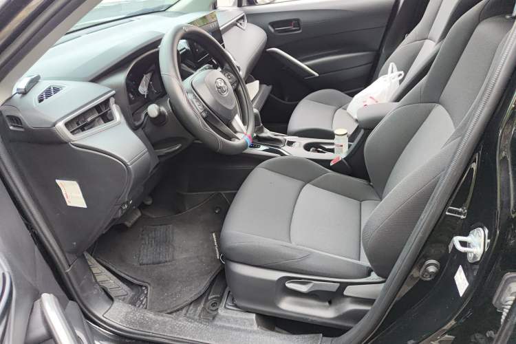 Used Toyota FRONTLANDER 2023 2.0L CVT Leading Edition