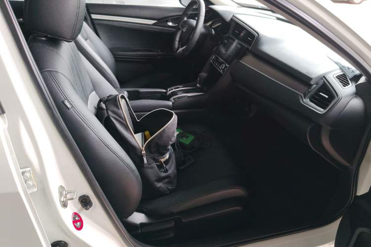 Used Honda Civic 2016 220TURBO CVT Luxury Edition