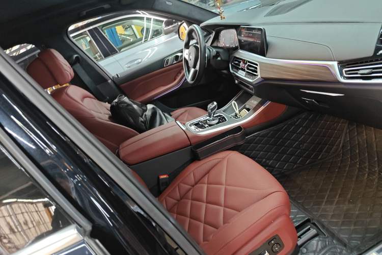 Used BMW X5 2022 Restyled xDrive 40Li M Sport Package