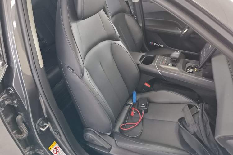 Used CHANGAN Eado 2025 Blue Whale 1.5T 500Bar Prestige Model
