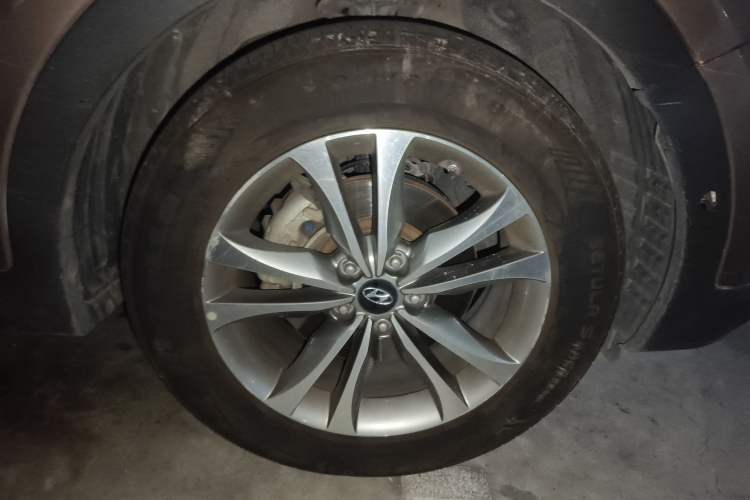 Used Hyundai Santa Fe 2015 2.0T Automatic 4x4 Top-Grade 7-Seater
