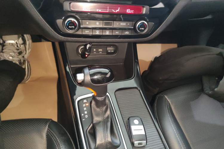 Used Kia K4 2014 1.8L Automatic GLS
