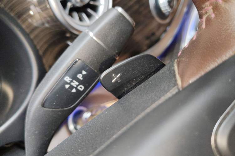 Used Mercedes-Benz Vito 2020 2.0T Business Version 7 Seats