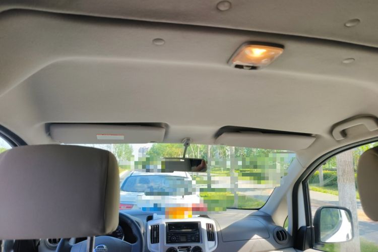 Used Nissan NV200 2014 1.6L Manual Luxury Model China IV Standard