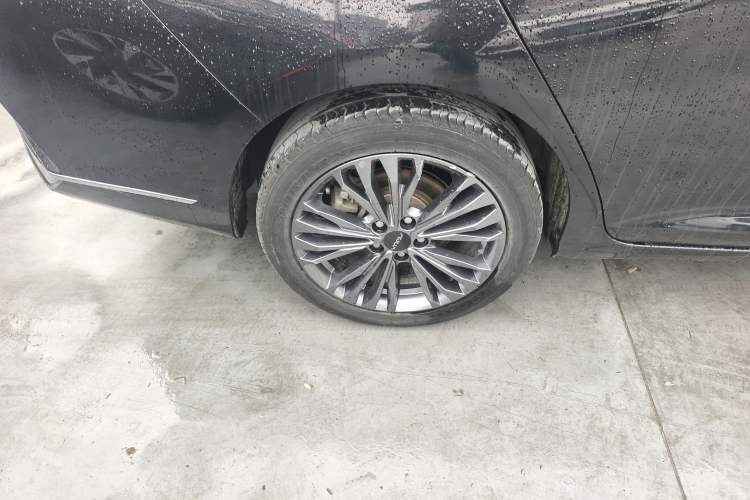 Used Dongfeng Aeolus Yixuan MAX 2023 1.5T Super-Powered Dad Edition