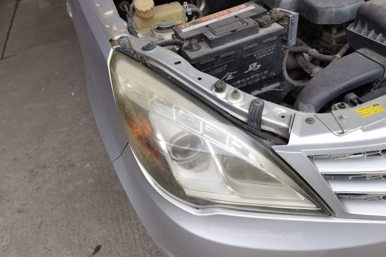 Used BAIC Weiwang M20 2014 1.5L Comfort Version BJ415B Right Front Headlight