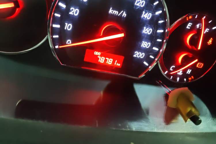 Used Changan Alsvin V3 2015 1.4L Manual Meiruan Model China V Standard
