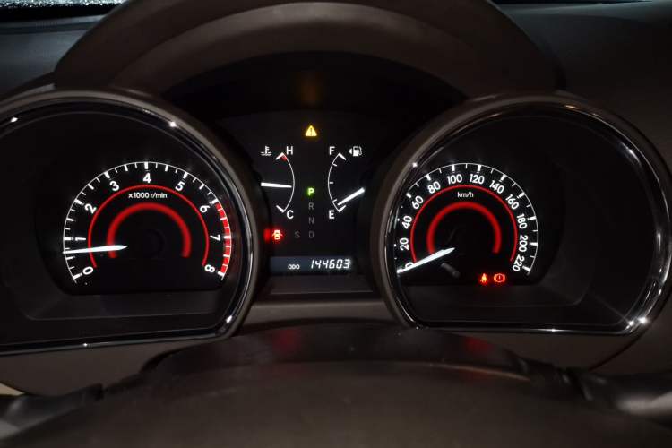 Used Toyota Highlander 2011 2.7L Two-Wheel Drive 7-Seater Luxury Navigation Edition